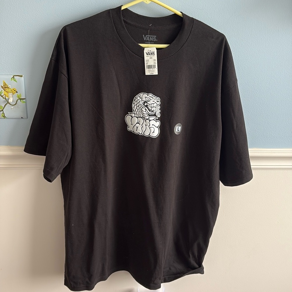 Rattler vans black shirt NWT Size large rattlesnake snake